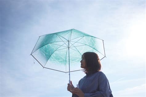 雨傘顏色選擇|雨傘選擇推薦！從傘骨材質、傘布種類、功能及保固詳。